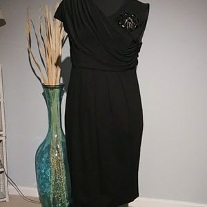 Taylor black dress size 6
